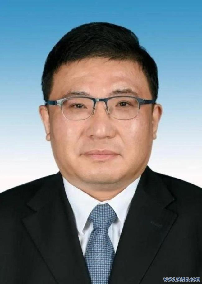 吴伟任中投公司党委副书记
